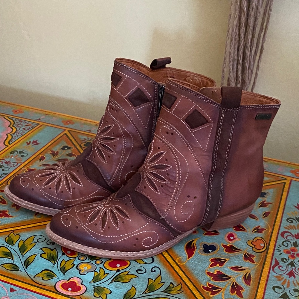 Brown Leather Ankle Boots
